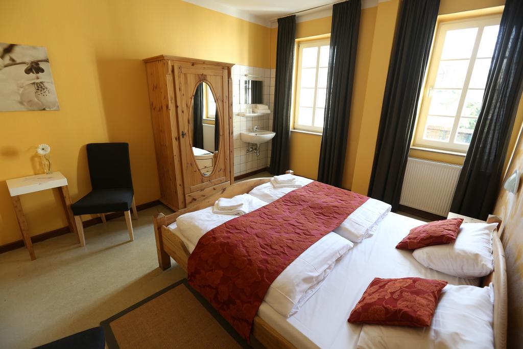 Kolping Hostel Trier Im Warsberger Hof Cameră foto